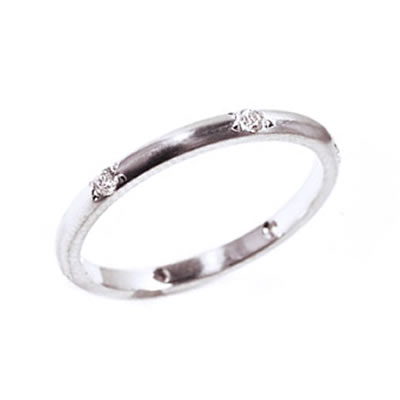 product image of spaced diamond band from OGI