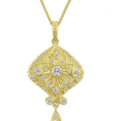 product image of yellow gold vintage style pendant with diamonds