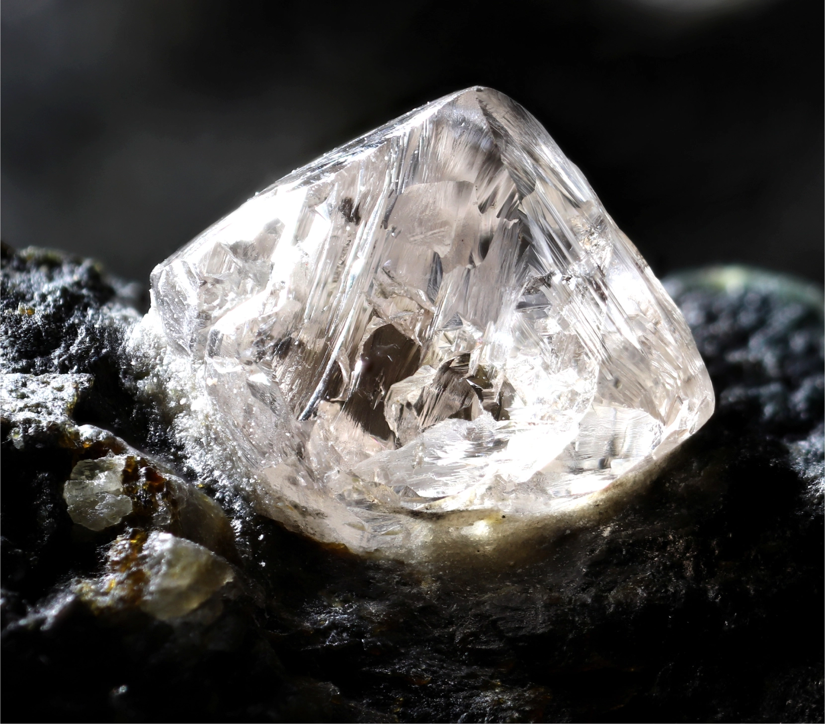 Asset 3 beautiful natural diamond in the raw